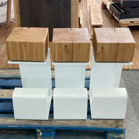 Minimalismus trifft Handwerk: Maßgefertigte Hocker für ARCenergie