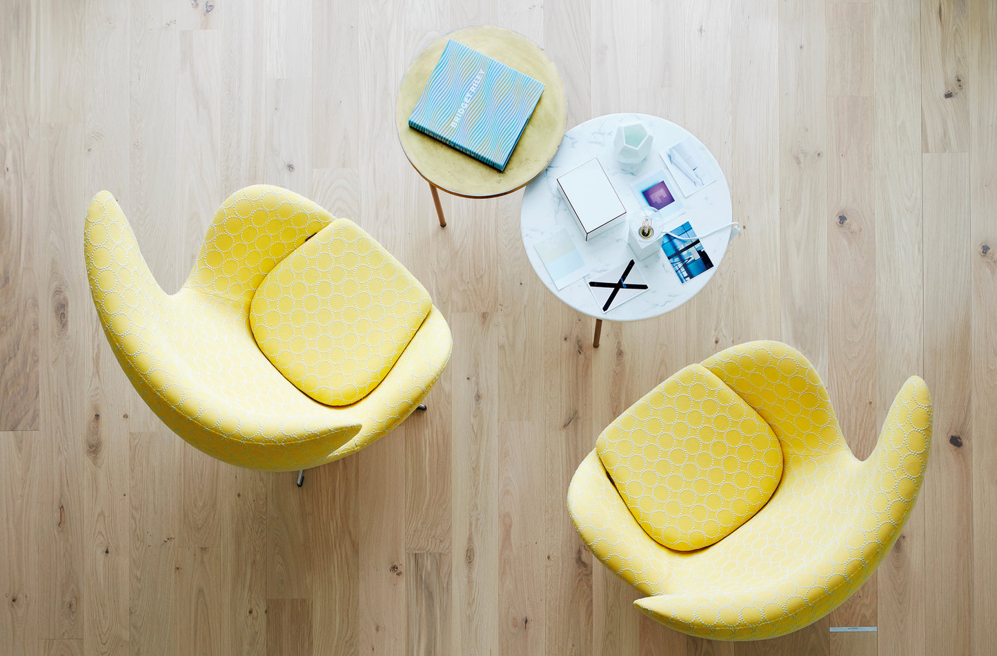 Bauwerk Studiopark Avorio 46° – schlanke Eiche-Landhausdiele